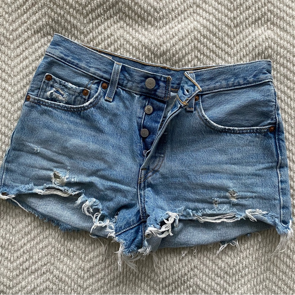 Levi’s shorts